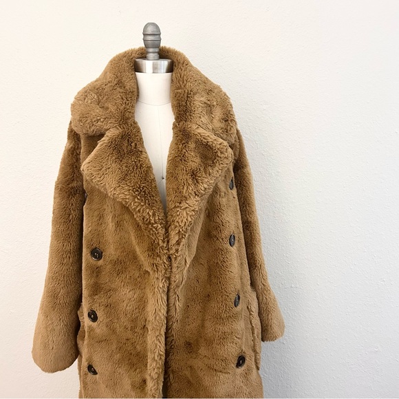 Nordstrom Oversized Teddy Bear Tan Faux Fur Coat - Picture 2 of 9